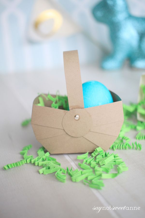 Quick and Easy Paper Basket How To - Sweet Anne Designs