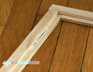 How to build a picture frame at Saynotsweetanne.com