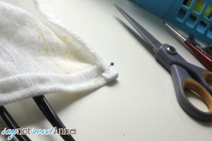 Easy DIY Swaddle Blanket - I printed mine with the Zelda Royal Crest!, but you could stamp your own or buy patterned fabric! | syanotsweetanne.com