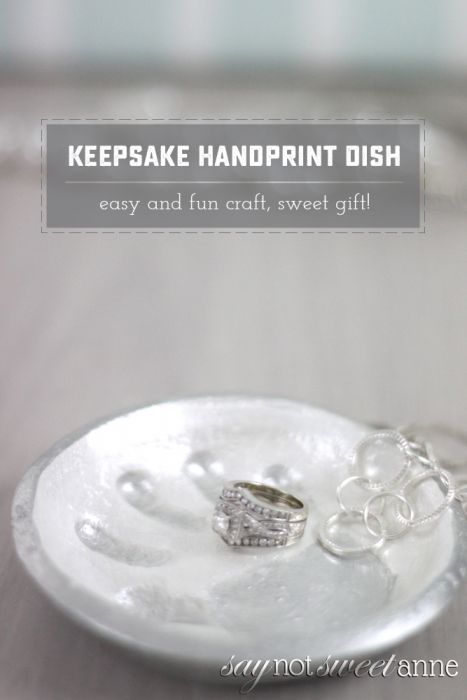 Beautiful Handprint Dish. Very easy tutorial, using a simple salt dough. Great Mother's Day or Christmas gift for Mom! | saynotsweetanne.com