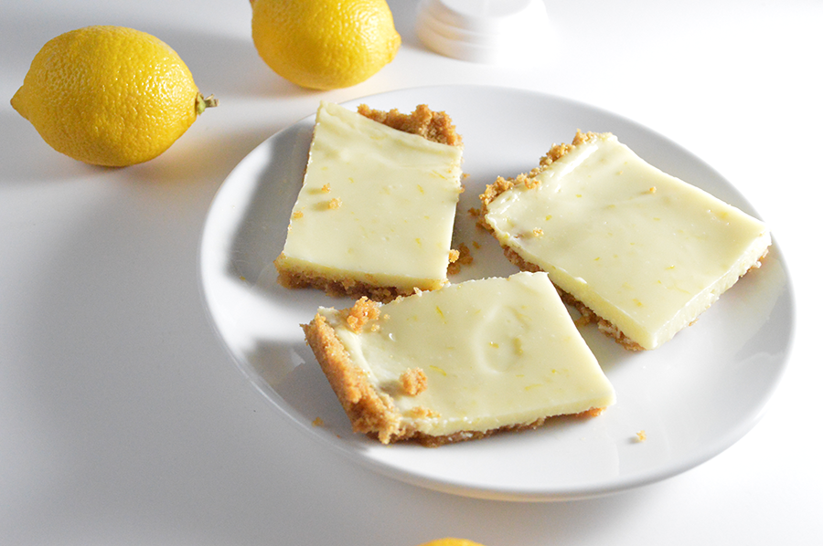 Lisa's Lemony Lemon Bars, an easy dessert from my childhood! | saynotsweetanne.com