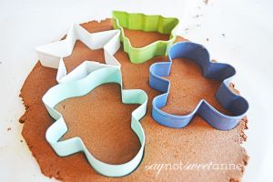 Easy DIY Cinnamon Ornaments! Perfect to spice up your tree, give as gifts, or just play dough with!