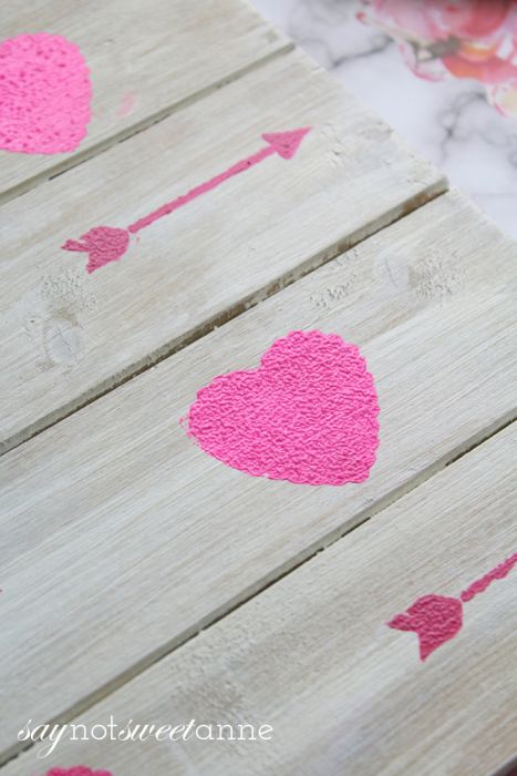 Love DIY Wooden Valentine - Easy and lovely, perfect for decor or a gift! | saynotweetanne.com