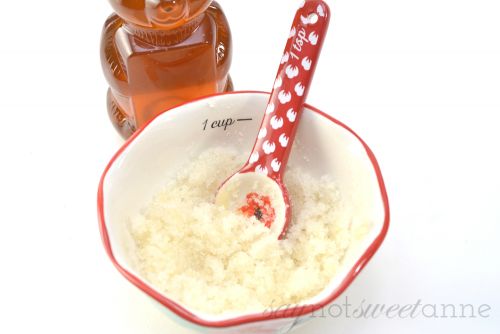 An amazing DIY Honey Butter Lip scrub tutorial! Great for gifts, for the beauty mavens or just for fun! | saynotsweetanne.com